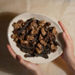 Mix Beef Chips ✔️ A delicious combination of lung, heart, liver and meat – a diverse taste for dogs who love variety.✔️ 100% natural, dehydrated at 65°C – retains all nutrients.✔️ Preservative-free – perfect for dog parents looking for healthy snacks.? Contains a variety of textures – stimulates the dog's appetite and joy.